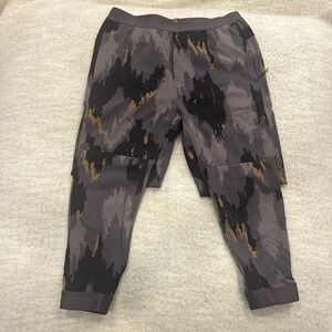 lululemon robert geller jogger